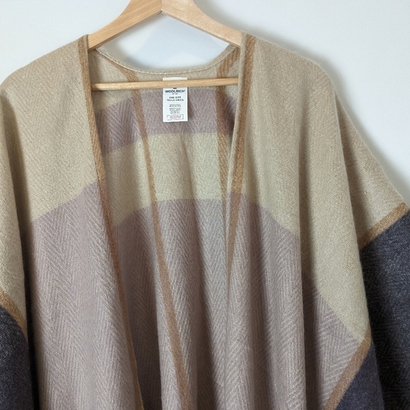 Woolrich Poncho Wrap Sweater Woven Fringe Viscose - Picture 7 of 12